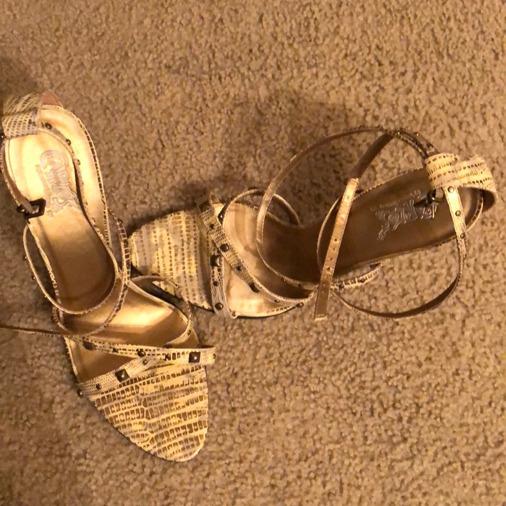 Carlos Santana heels